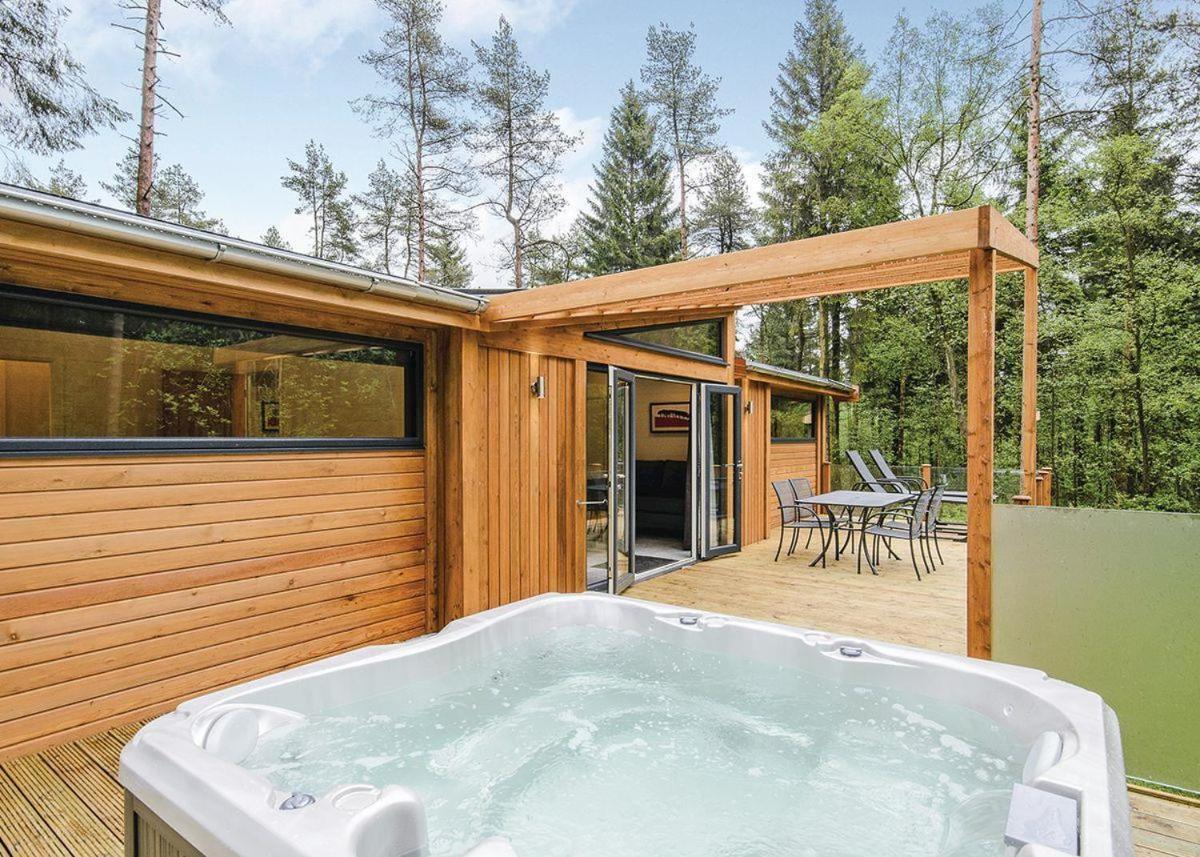 Hôtel Landal Darwin Forest à Great Rowsley Extérieur photo